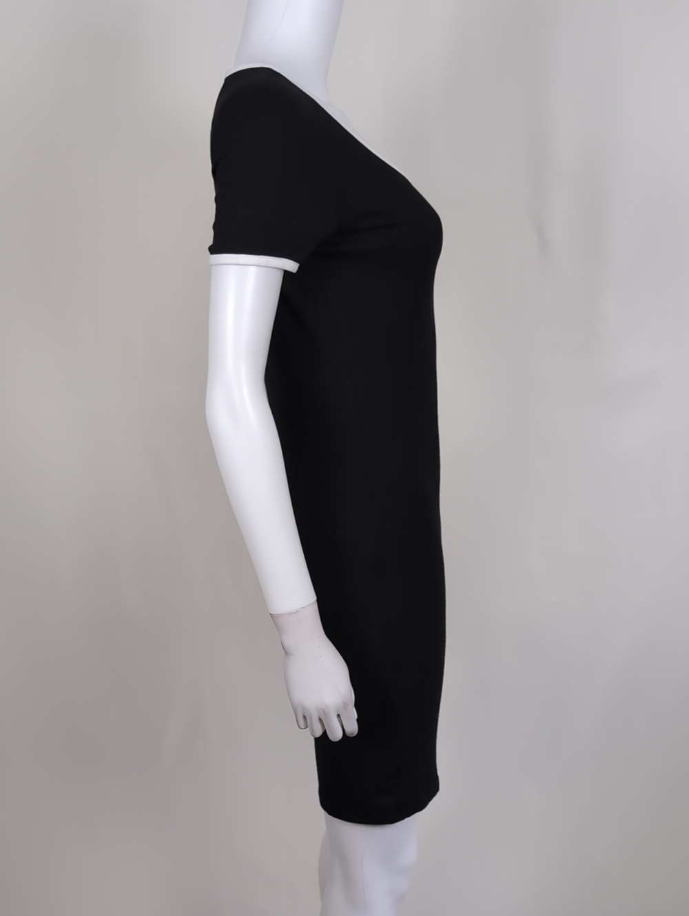 SHEIN Black Short Sleeve V Neck Stretchy Rayon T Shirt Mini Dress Size Medium - Picture 4 of 10